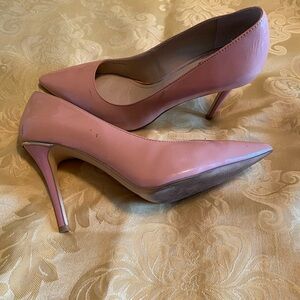 White House Black Market Light Pink Patent Heels